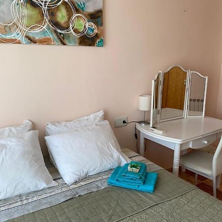 Comfortable Guest Room With Balcony Beniarjo Екстер'єр фото