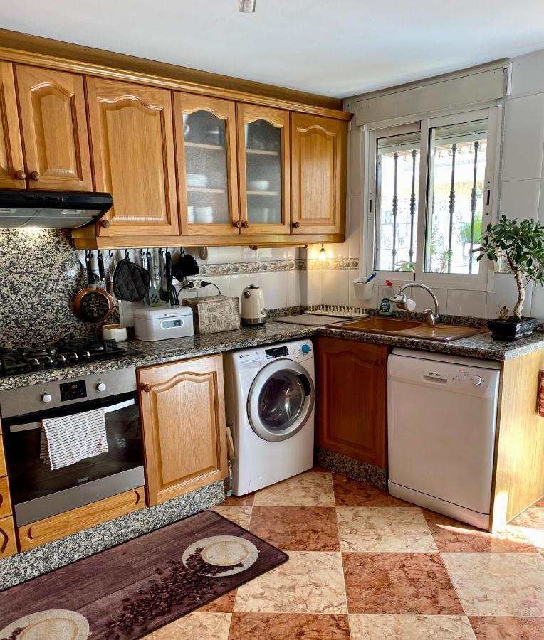 Comfortable Guest Room With Balcony Beniarjo Екстер'єр фото